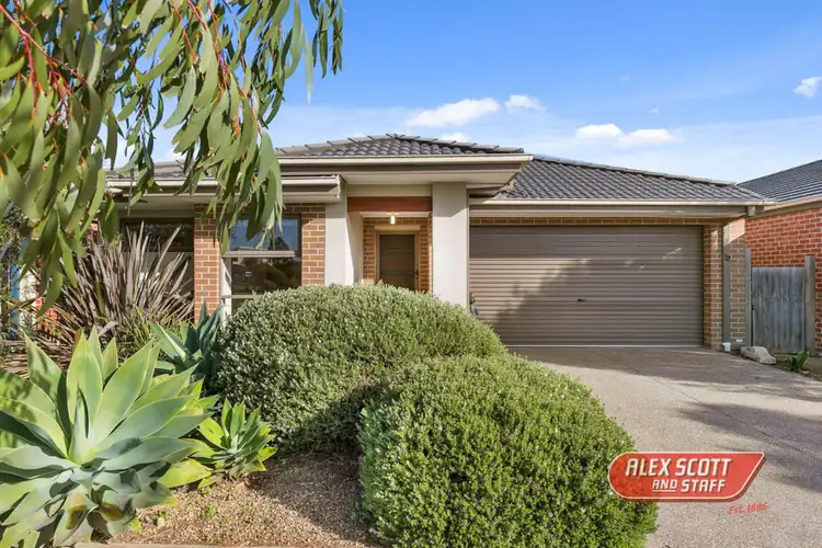 32 BOARDWALK BOULEVARD, Cowes VIC 3922