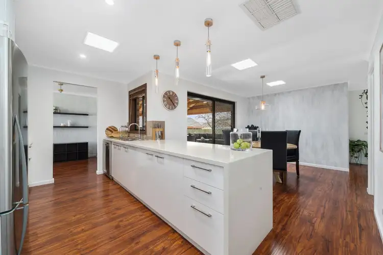 Fifth view of Homely house listing, 2 Zsi Zsi Court, Somerville VIC 3912
