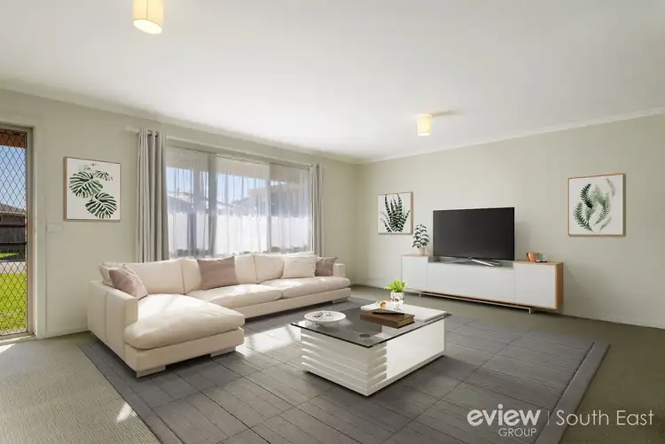 Main view of Homely unit listing, 24 Warren Close, Narre Warren VIC 3805