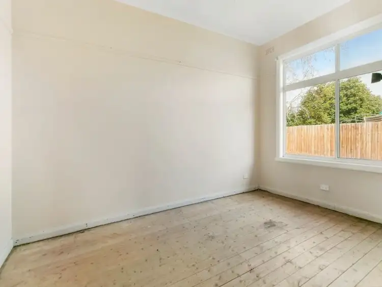 Fifth view of Homely house listing, 2 Eton Court, Frankston VIC 3199