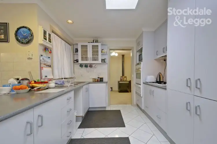 Sixth view of Homely house listing, 5 Yarak Court, Morwell VIC 3840