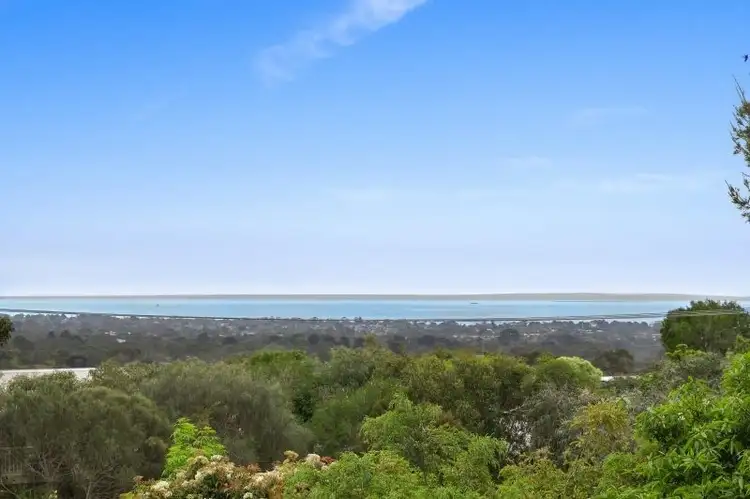 17 Carrajung Street, Rosebud VIC 3939