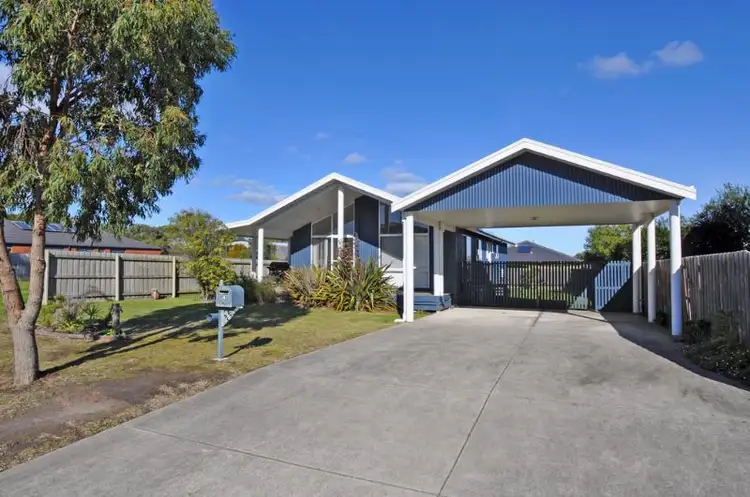 4 Cook Close, Inverloch VIC 3996