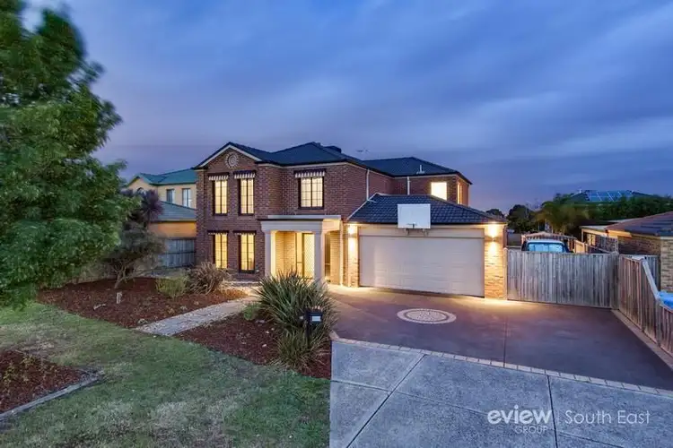18 Toulouse Terrace, Narre Warren South VIC 3805