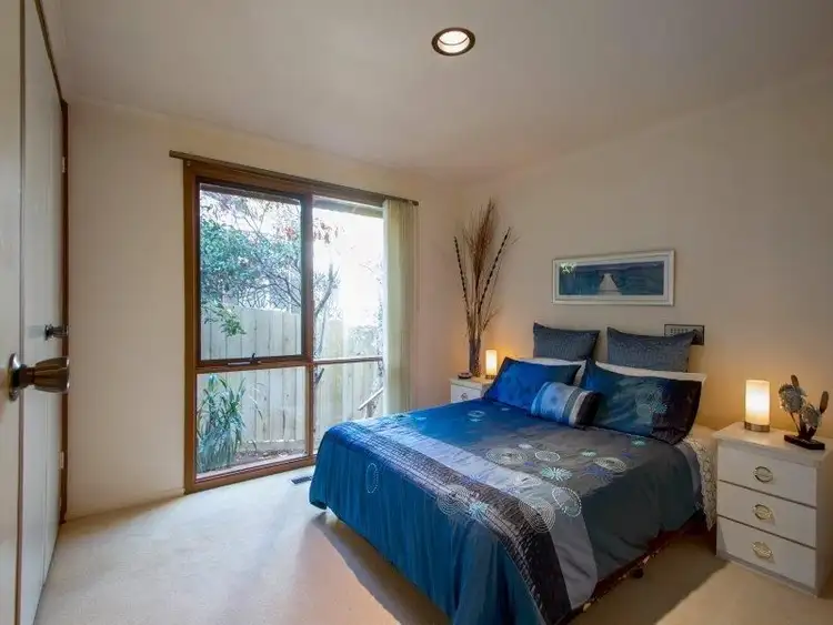 Seventh view of Homely house listing, 2 Garalima Court, Frankston VIC 3199