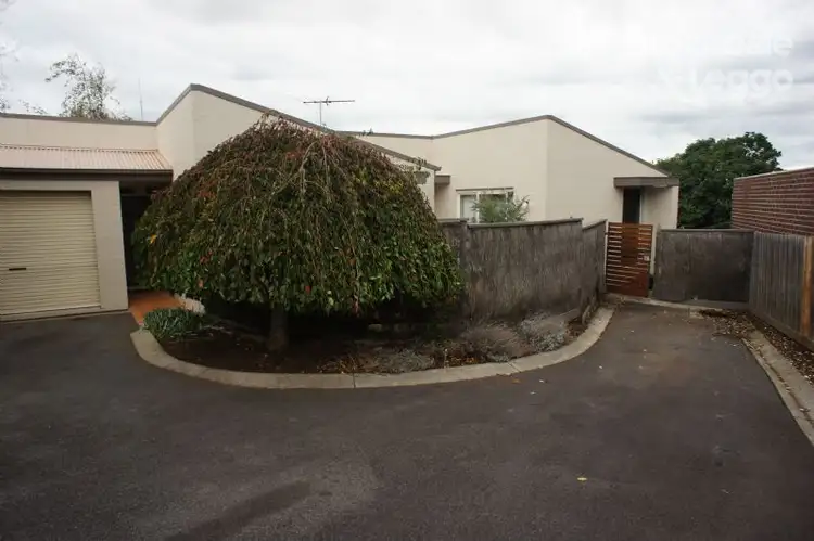 3/3 Cameron Court, Drouin VIC 3818
