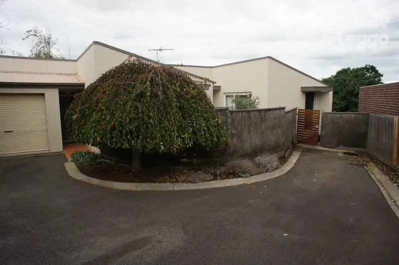 Main view of Homely unit listing, 3/3 Cameron Court, Drouin VIC 3818