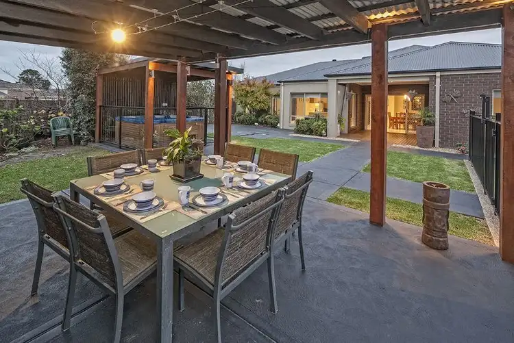 Sixth view of Homely house listing, 3 Collina Court, Langwarrin VIC 3910