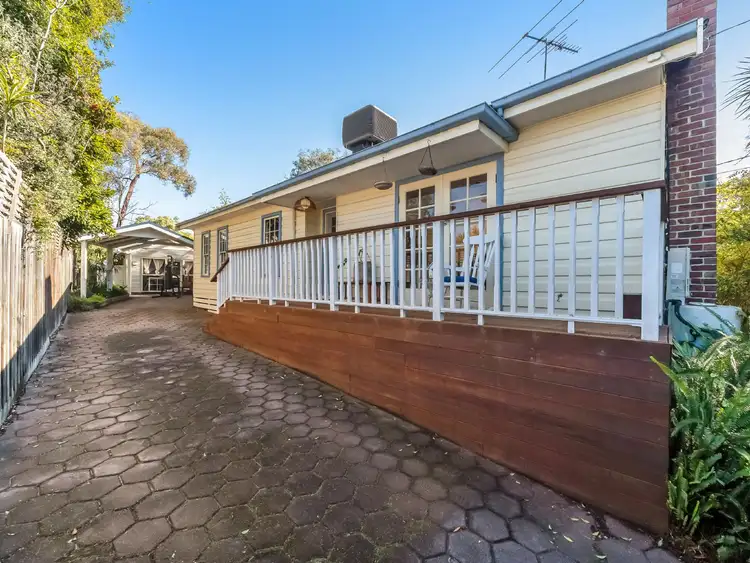 34 Stradbroke Avenue, Frankston South VIC 3199