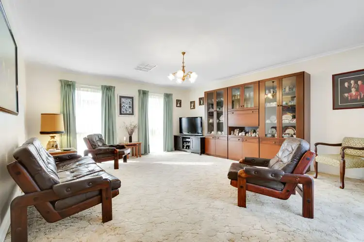 Second view of Homely house listing, 4 Limosa Close, Frankston VIC 3199