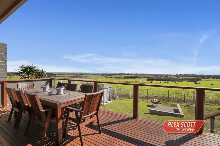 2 KRAMER RISE, Wimbledon Heights VIC 3922