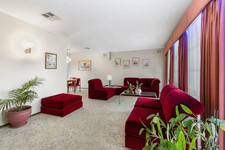 Second view of Homely house listing, 4 Rushcliffe Court, Frankston VIC 3199