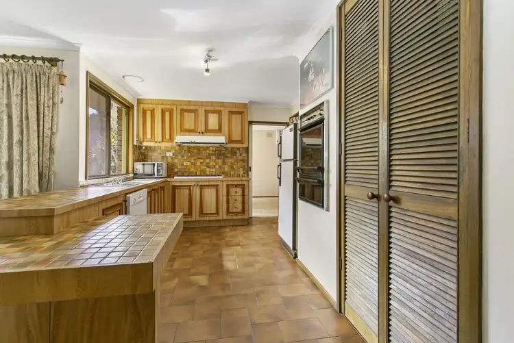 Fifth view of Homely house listing, 4 Rushcliffe Court, Frankston VIC 3199