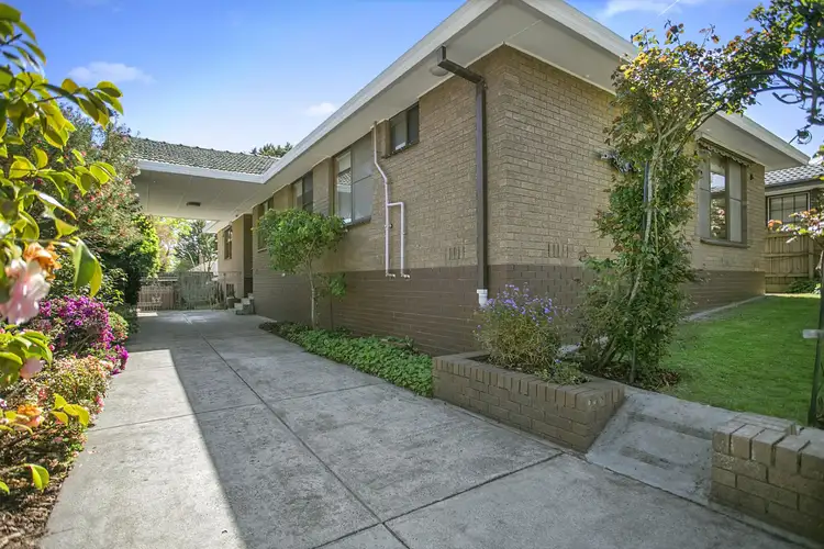 18 Scoble Street