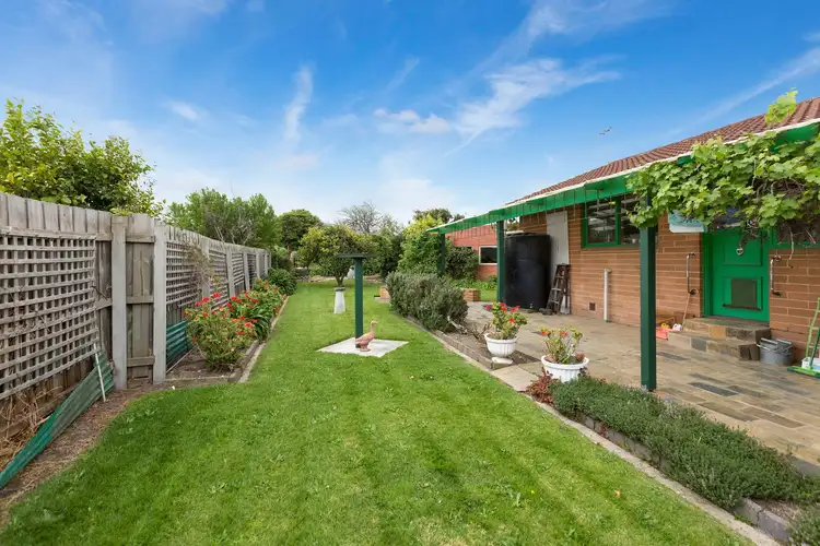 Fifth view of Homely house listing, 8 Mirang Court, Frankston VIC 3199