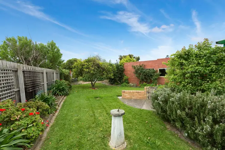 Sixth view of Homely house listing, 8 Mirang Court, Frankston VIC 3199