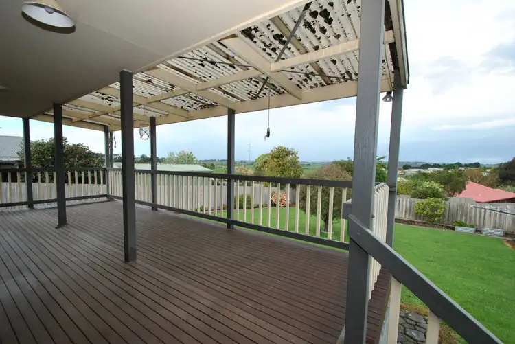 Fourth view of Homely house listing, 9 CALLAWAY CRESCENT, Leongatha VIC 3953