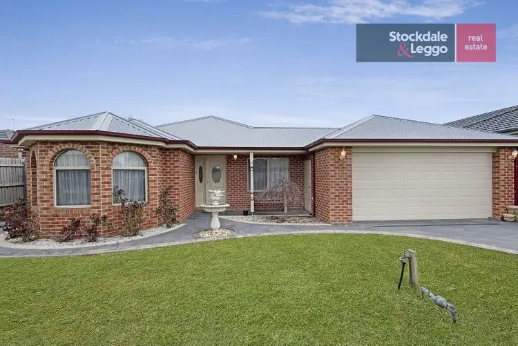 25 Ferndown Drive, Cranbourne VIC 3977
