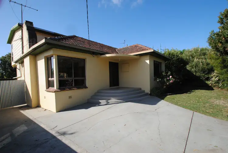 Main view of Homely house listing, 11 STEELE ST, Leongatha VIC 3953