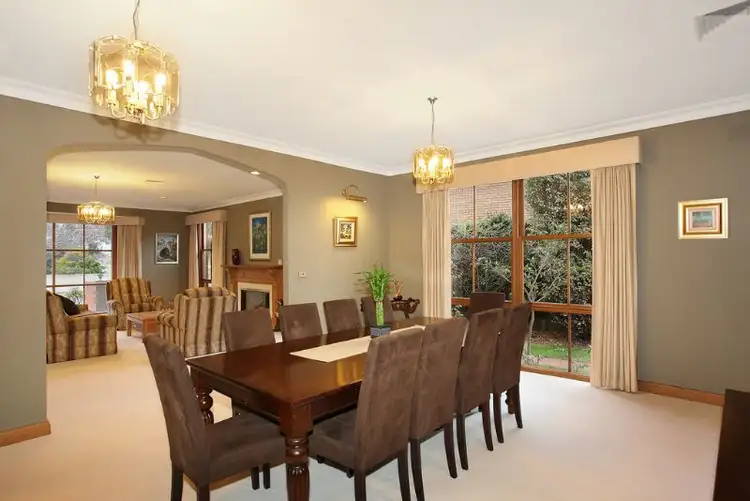 Third view of Homely house listing, 3 Oakdene Court, Mount Waverley VIC 3149