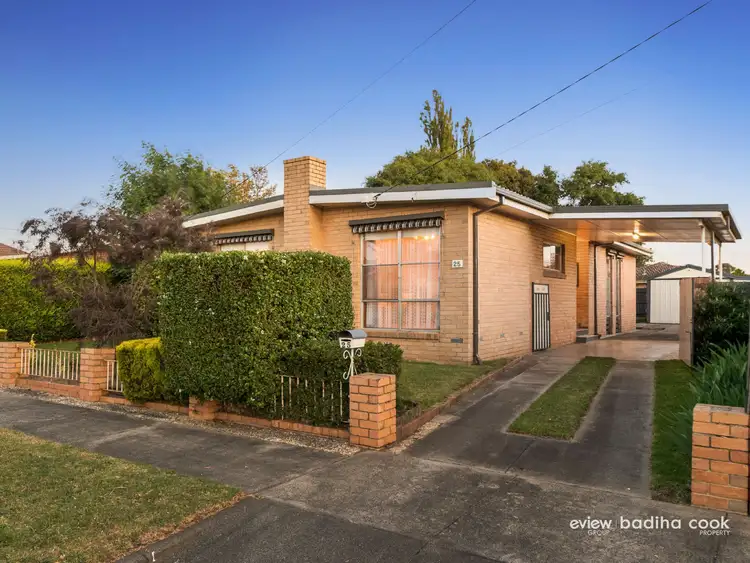 25 Mulberry Crescent, Frankston North VIC 3200