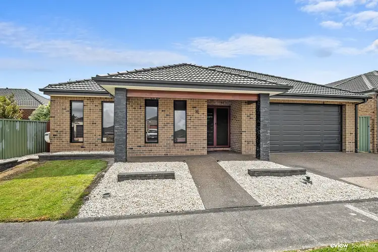 20 Cohens Way, Pakenham VIC 3810