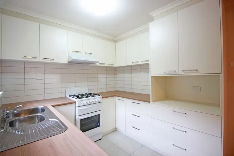 2/3 Cyprus Street
