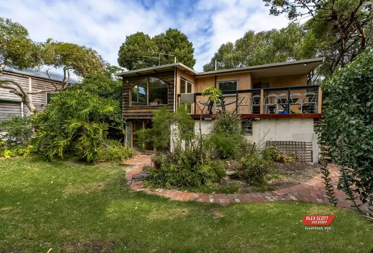 33 Lohr Avenue, Inverloch VIC 3996
