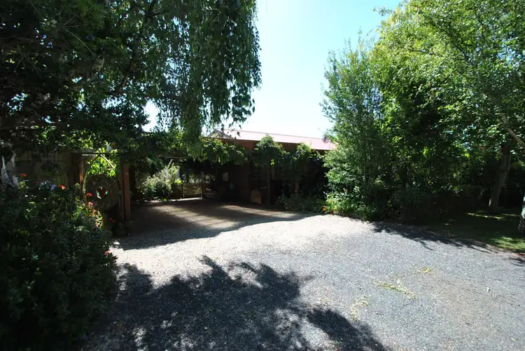5 MILNE ST, Leongatha VIC 3953