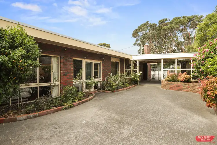 5 MOONAH STREET, Cape Paterson VIC 3995