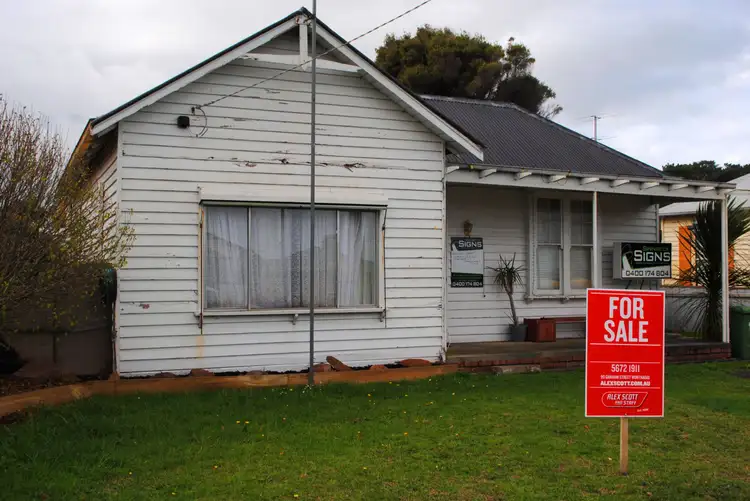 94 MCKENZIE STREET, Wonthaggi VIC 3995