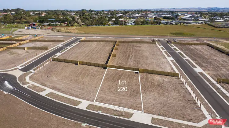 LOT 220 PARKLANDS ESTATE