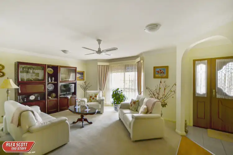 Seventh view of Homely house listing, 8 MILLGROVE WAY, Berwick VIC 3806