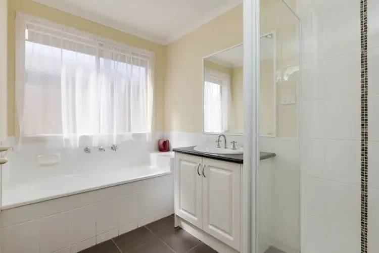 Seventh view of Homely house listing, 6 Bellairs Place, Koo Wee Rup VIC 3981