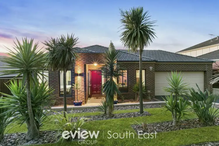 4 Tennyson Close, Berwick VIC 3806