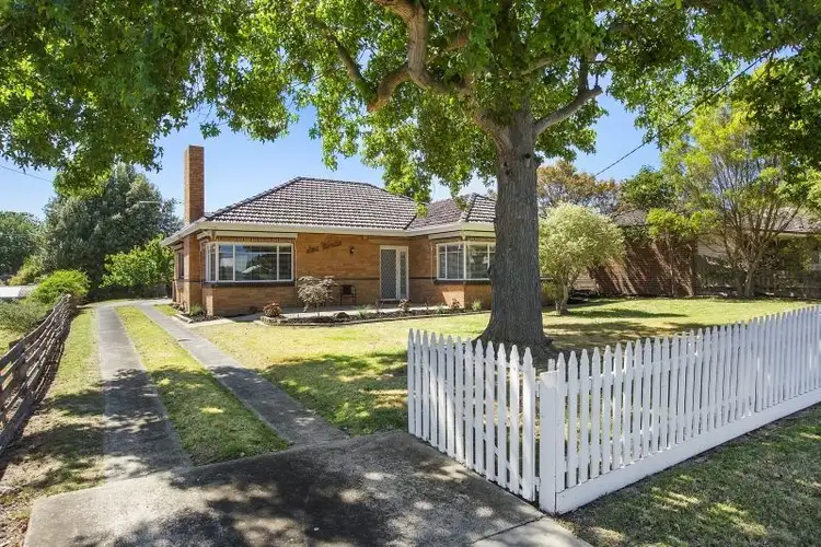 9 Thomas Street, Rosebud VIC 3939