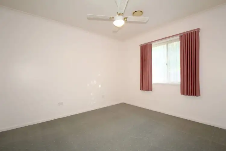 Seventh view of Homely house listing, 2 Eden Cresent, Leongatha VIC 3953
