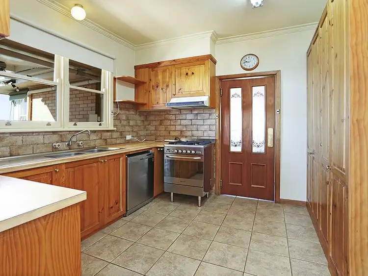 Fifth view of Homely house listing, 3 Cara Road, Highton VIC 3216