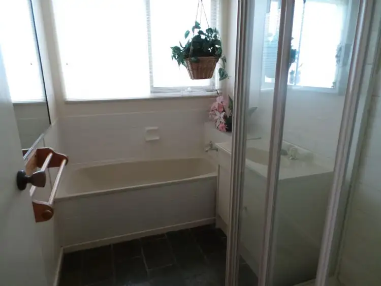 Fourth view of Homely house listing, 8 Chiswick Court, Endeavour Hills VIC 3802