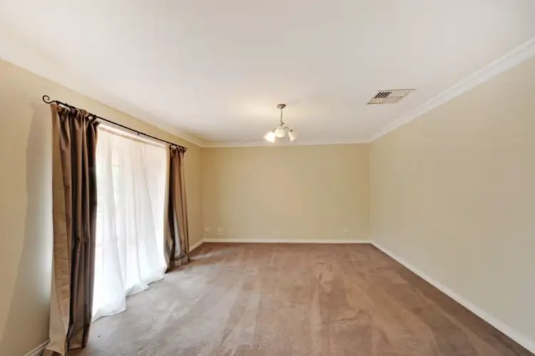 Sixth view of Homely house listing, 19 Menindee Crescent, Kialla VIC 3631