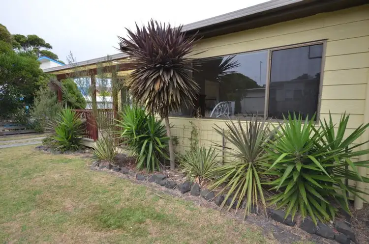 7 Anchor Parade, Cape Paterson VIC 3995