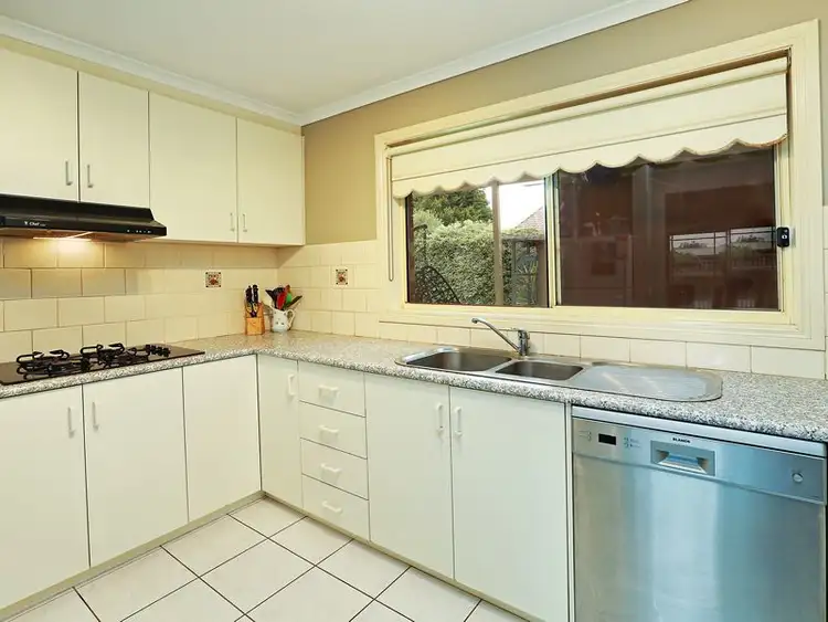 Fifth view of Homely house listing, 2 Templeton Court, St Albans Park VIC 3219