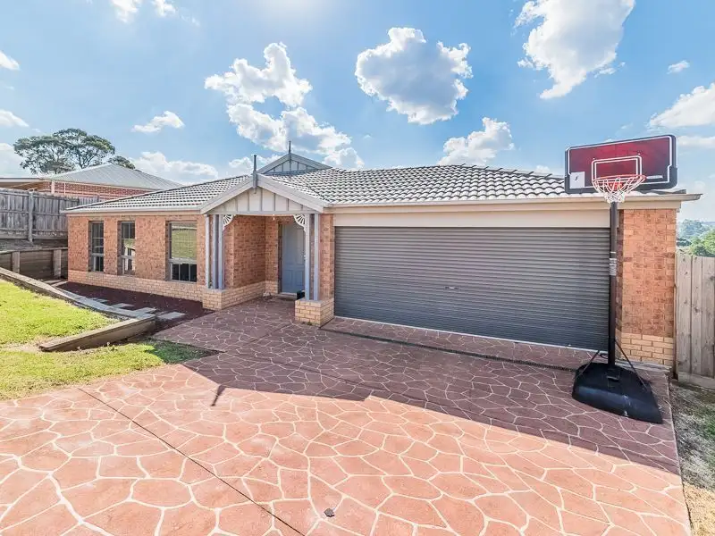 Main view of Homely house listing, 3 Vivian Crt, Drouin VIC 3818