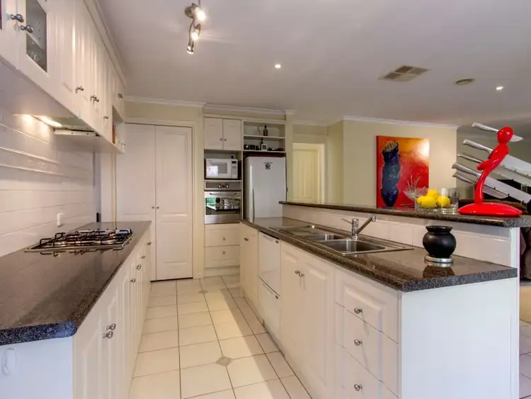 Sixth view of Homely house listing, 17 Huntingtower Crescent, Langwarrin VIC 3910