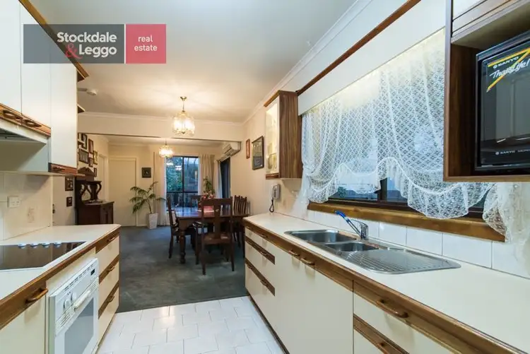Sixth view of Homely house listing, 2 Allaware Avenue, Croydon VIC 3136