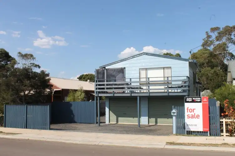 89 Justice Road, Cowes VIC 3922