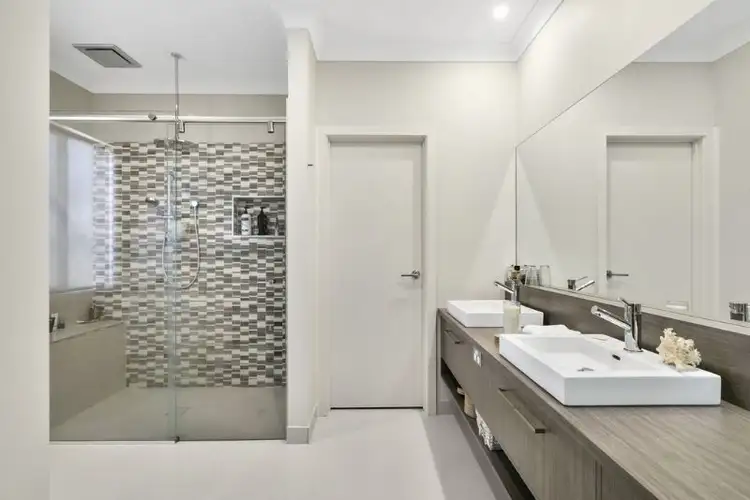 Third view of Homely house listing, 15 Silver Way, Koo Wee Rup VIC 3981