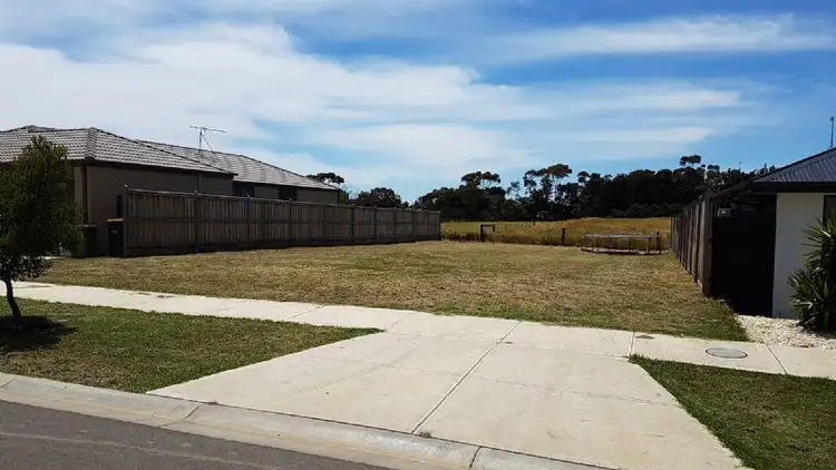 54 GRAMPIAN BOULEVARD, Cowes VIC 3922