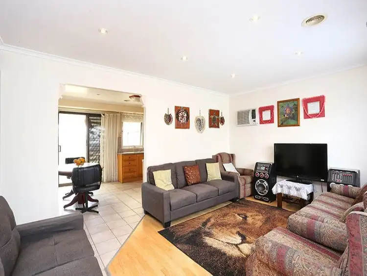 Second view of Homely house listing, 87 Fairfax Circuit, Albanvale VIC 3021