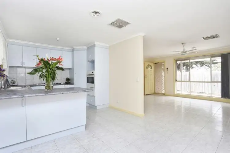 Seventh view of Homely unit listing, 2/9 Ralph Avenue, St Albans VIC 3021
